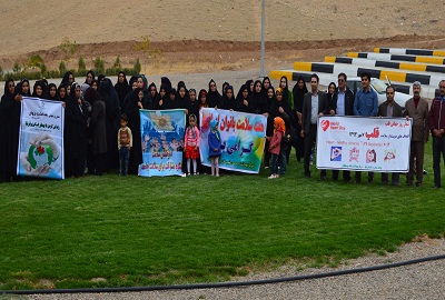برگزاری برنامه پیاده روی رابطین و کارکنان مرکز بهداشت به مناسبت هفته سلامت بانوان ایرانی